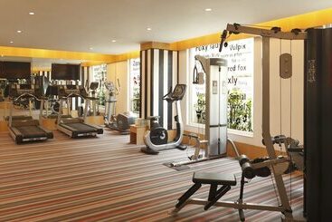 Red Fox By Lemon Tree Hotels, Delhi Airport