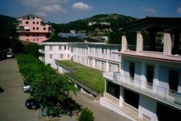 هتل Terme Di Rapolla