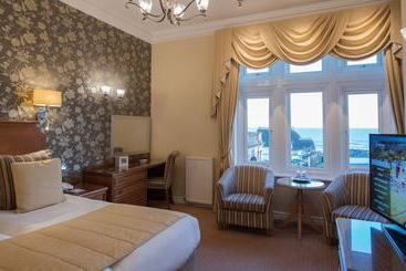 The Victoria Hotel & Source Spa