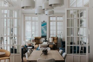 هتل Villa Arthus Bertrand