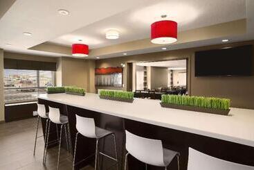 Microtel Inn And Suites By Wyndham Weyburn