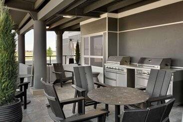 Microtel Inn And Suites By Wyndham Weyburn