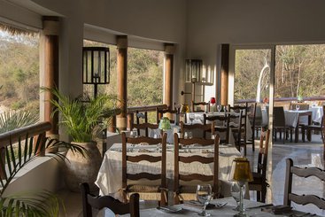استراحتگاه Puerto Bahia Villas