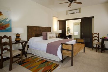 استراحتگاه Puerto Bahia Villas