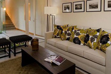 استراحتگاه Puerto Bahia Villas