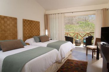استراحتگاه Puerto Bahia Villas