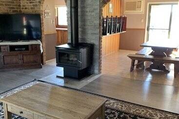 استراحتگاه Woolshed Hill Estate