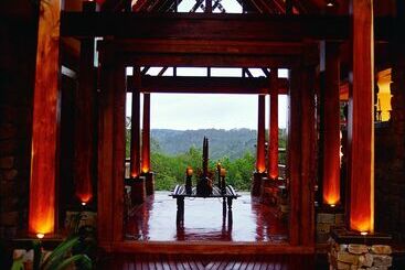 Tsala Treetop Lodge