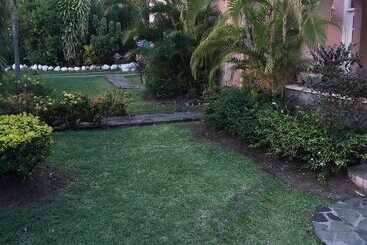 Beachcross Villa Apartments