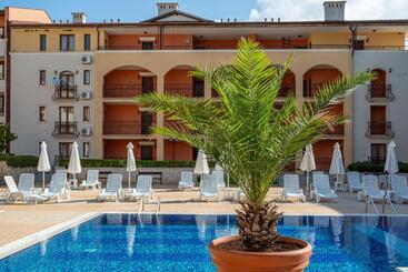 Galeria Holiday Apartments