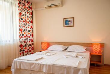Galeria Holiday Apartments