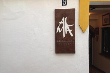 مسافرخانه Boutique Alma Andalusí