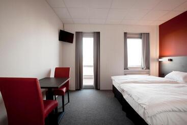هتل Antwerp Harbour