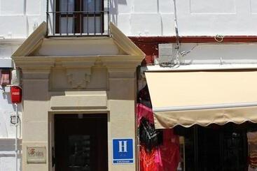 هتل Boutique Caireles