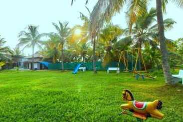 هتل Green Fields Kumarakom