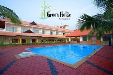 هتل Green Fields Kumarakom