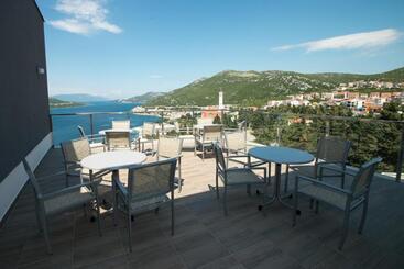 هتل Jadran Neum