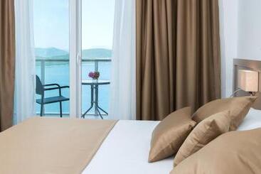 هتل Jadran Neum