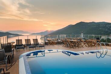 هتل Jadran Neum