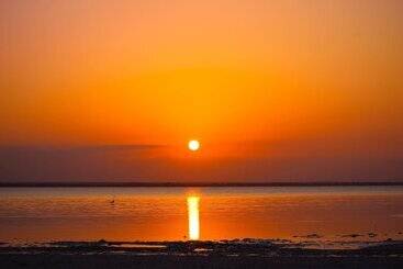 هتل Michamvi Sunset Bay
