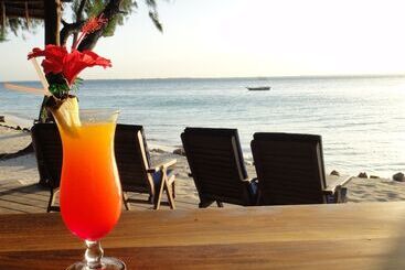 هتل Michamvi Sunset Bay