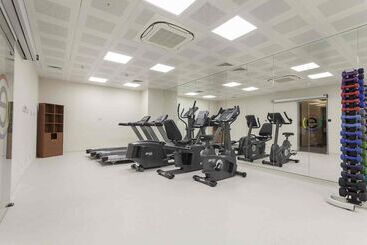 هتل Ramada Encore By Wyndham Izmir