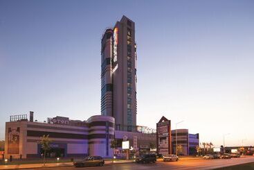 هتل Ramada Encore By Wyndham Izmir