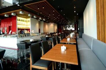 هتل Ramada Encore By Wyndham Izmir