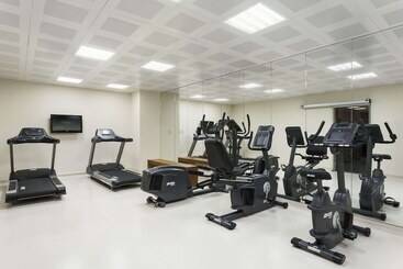 هتل Ramada Encore By Wyndham Izmir