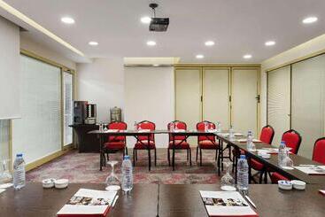 هتل Ramada Encore By Wyndham Izmir