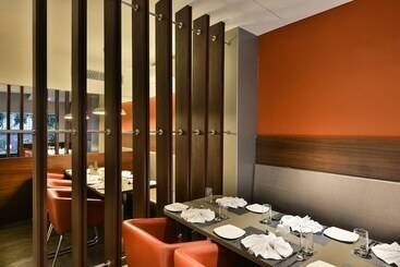 هتل The Fern Residency, Vadodara