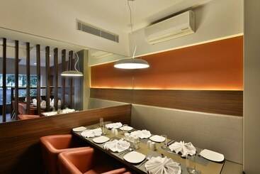 هتل The Fern Residency, Vadodara