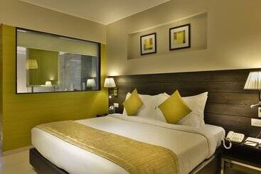 هتل The Fern Residency, Vadodara