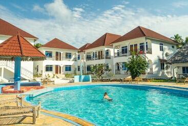 هتل Visitor S Inn