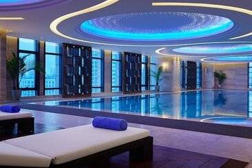 هتل Wanda Realm Ningde
