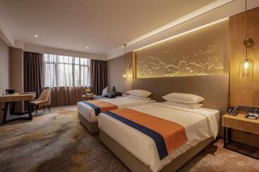 هتل Wuhan Hongguang