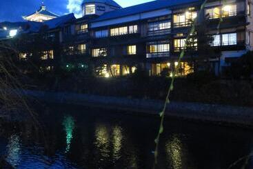 K S House Ito Onsen  Historical Ryokan Hostel