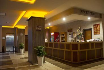 Kamchia Park Hotel   All Inclusive & Free Parking