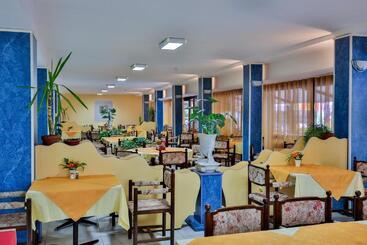 Kamchia Park Hotel   All Inclusive & Free Parking