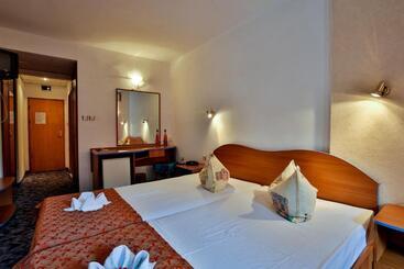 Kamchia Park Hotel All Inclusive & Free Parking