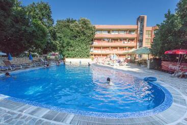 Kamchia Park Hotel   All Inclusive & Free Parking