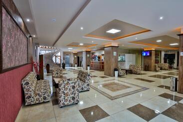 Kamchia Park Hotel   All Inclusive & Free Parking