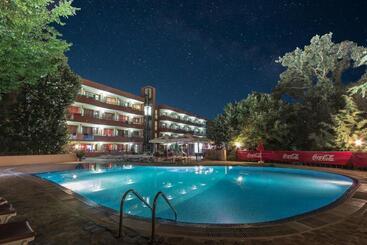 Kamchia Park Hotel   All Inclusive & Free Parking