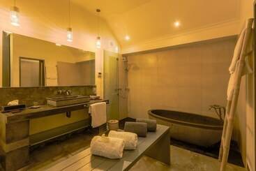 استراحتگاه Indiana Kenanga Boutique Hotel & Spa