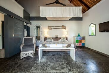 استراحتگاه Indiana Kenanga Boutique Hotel & Spa