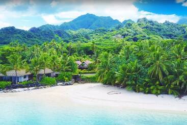استراحتگاه Sea Change Villas