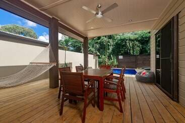 استراحتگاه Sea Change Villas