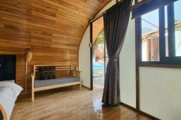Ha Giang Loop Hostel & Tours
