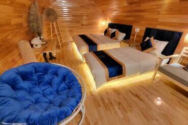 Ha Giang Loop Hostel & Tours