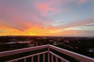 شقة فندقية Trio S Tagaytay Staycation Belldanndy Sunset View With Balcony